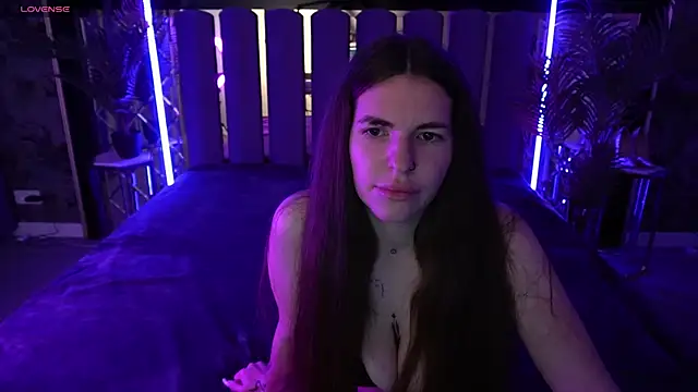 Snapshot of DanielaReign chatting on 11-22-25, 06:34 DanielaReign online show from 11-22-25, 06:34