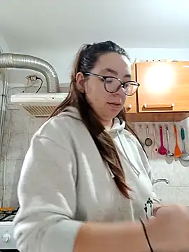 Baby Myla online show from 11-20-25, 08:36