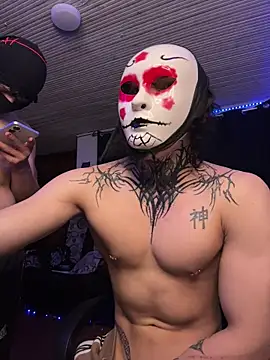 Snapshot of kenshintr chatting on 11-13-25, 07:40 kenshintr online show from 11-13-25, 07:40