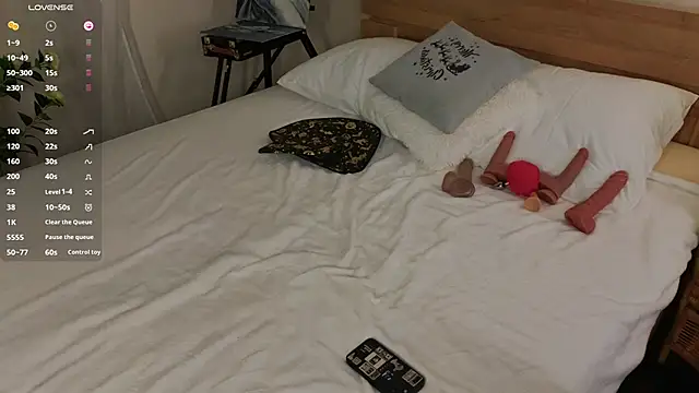 WICKEDEMBER online show from 03-02-26, 05:08