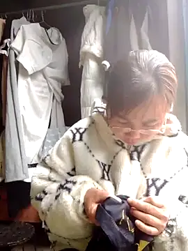 be-yeu online show from 11-13-25, 01:48