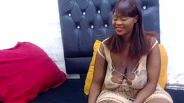 Snapshot of AUGUSTBLOOMxx chatting on 12-03-25, 03:43 AUGUSTBLOOMxx online show from 12-03-25, 03:43