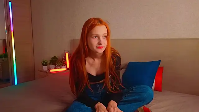 MarthaMack online show from 11-30-25, 08:40