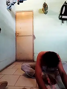 Snapshot of MrRichardWT_2001ATD chatting on 11-08-25, 02:50 MrRichardWT 2001ATD online show from 11-08-25, 02:50