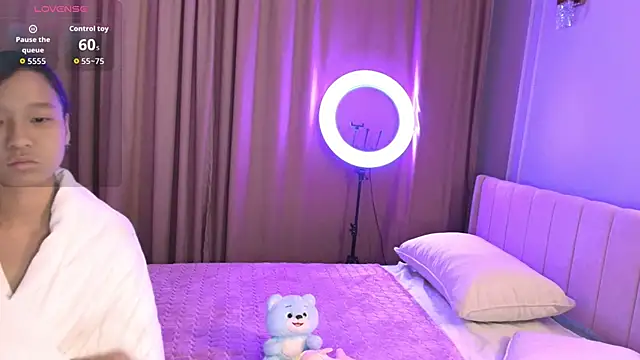 lihnpham online show from 11-17-25, 01:33