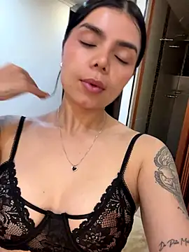 Salome 208 online show from 11-08-25, 03:18