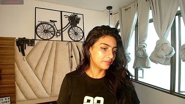 Snapshot of KimberlyFox_t chatting on 05-10-26, 02:11 KimberlyFox t online show from 05-10-26, 02:11