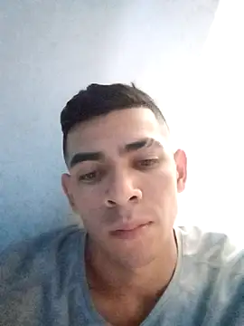 Snapshot of Drian1010 chatting on 11-03-25, 05:36 Drian1010 online show from 11-03-25, 05:36