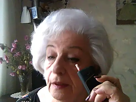 ValeriaKroww online show from 11-17-25, 08:53