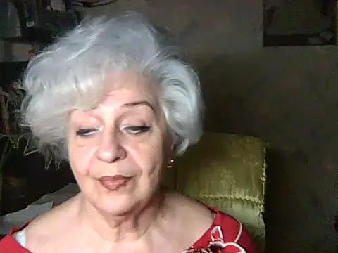 Snapshot of ValeriaKroww chatting on 05-09-26, 05:40 ValeriaKroww online show from 05-09-26, 05:40