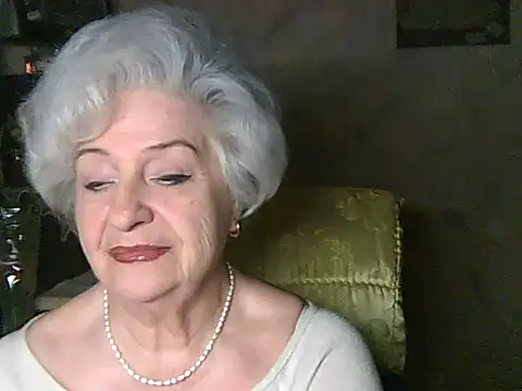 Snapshot of ValeriaKroww chatting on 05-11-26, 05:10 ValeriaKroww online show from 05-11-26, 05:10