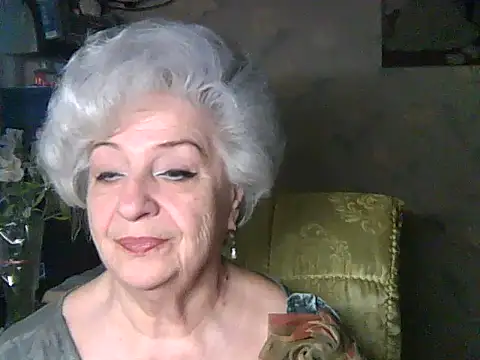 Snapshot of ValeriaKroww chatting on 05-19-26, 04:19 ValeriaKroww online show from 05-19-26, 04:19