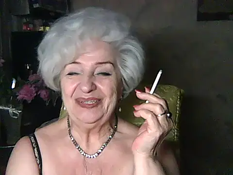 Snapshot of ValeriaKroww chatting on 06-13-26, 05:33 ValeriaKroww online show from 06-13-26, 05:33