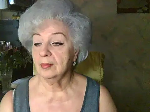 Snapshot of ValeriaKroww chatting on 07-14-26, 04:06 ValeriaKroww online show from 07-14-26, 04:06