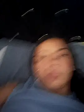 lapicarona18 online show from 12-19-25, 05:53