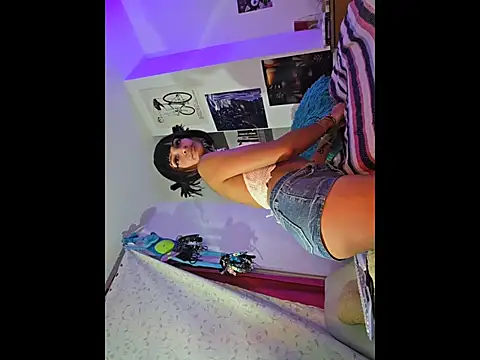 Lila bratzz online show from 11-05-25, 05:51