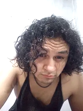 Nicolasfacundo online show from 11-04-25, 10:42