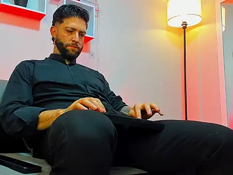 Snapshot of Supreme_Alpha chatting on 11-30-25, 08:35 Supreme Alpha online show from 11-30-25, 08:35