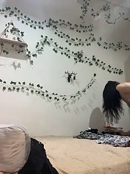 Snapshot of zowi101 chatting on 02-22-26, 10:19 zowi101 online show from 02-22-26, 10:19