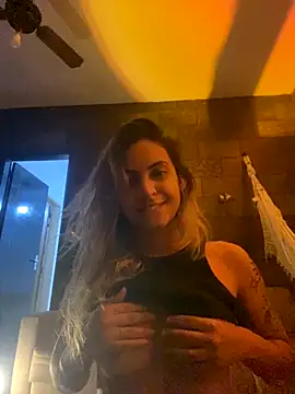 Snapshot of kaakzinha chatting on 11-04-25, 04:44 kaakzinha online show from 11-04-25, 04:44