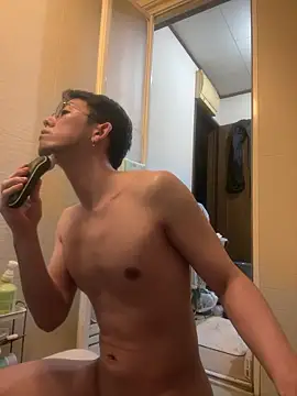 ippei0001 online show from 04-09-26, 06:24