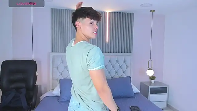 Snapshot of jhoumod_21_ chatting on 11-25-25, 03:06 jhoumod 21 online show from 11-25-25, 03:06