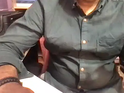 Snapshot of KingCobra_07 chatting on 03-17-26, 10:29 KingCobra 07 online show from 03-17-26, 10:29