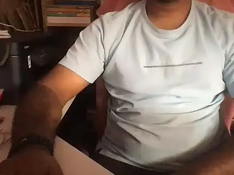 KingCobra 07 online show from 06-18-26, 10:52