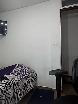 Snapshot of sharon-D chatting on 11-09-25, 05:22 sharon-D online show from 11-09-25, 05:22