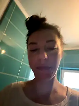 EdaQueen online show from 11-30-25, 07:12