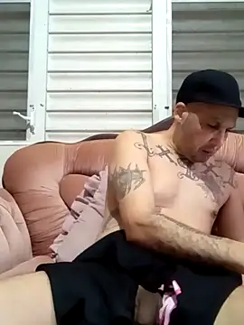 Snapshot of feoggt chatting on 02-04-26, 12:38 feoggt online show from 02-04-26, 12:38