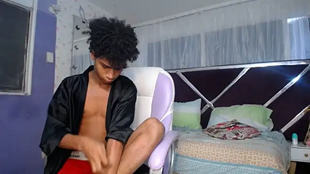 Santy bigcock 01 online show from 04-03-26, 12:03