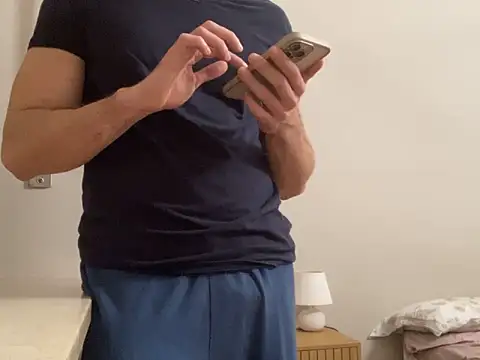 Snapshot of redflake chatting on 11-12-25, 11:25 redflake online show from 11-12-25, 11:25