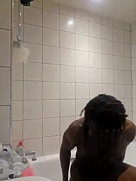 Snapshot of sweet_juicem chatting on 11-10-25, 01:21 sweet juicem online show from 11-10-25, 01:21