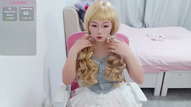 Flive-duo online show from 11-05-25, 03:23