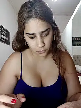 nahiarabiel33 online show from 03-18-26, 05:05