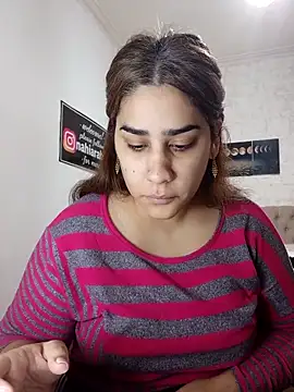 Snapshot of nahiarabiel33 chatting on 04-28-26, 05:18 nahiarabiel33 online show from 04-28-26, 05:18
