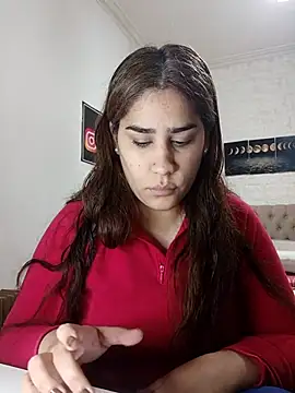 Snapshot of nahiarabiel33 chatting on 06-18-26, 07:18 nahiarabiel33 online show from 06-18-26, 07:18