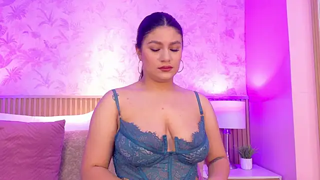 ValeriaMonet online show from 05-18-26, 01:39