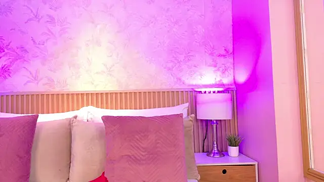 ValeriaMonet online show from 06-10-26, 07:46