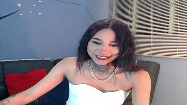 Snapshot of lyam_ebony_ chatting on 11-24-25, 03:17 lyam ebony online show from 11-24-25, 03:17