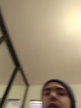 Snapshot of lucky_swimmer chatting on 11-26-25, 03:02 lucky swimmer online show from 11-26-25, 03:02