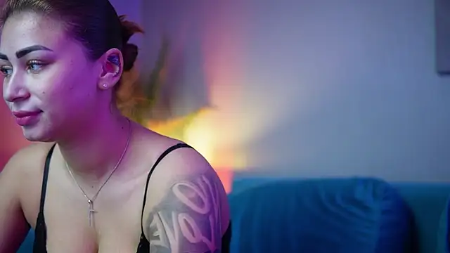 AmeliaJupiter online show from 11-10-25, 08:41