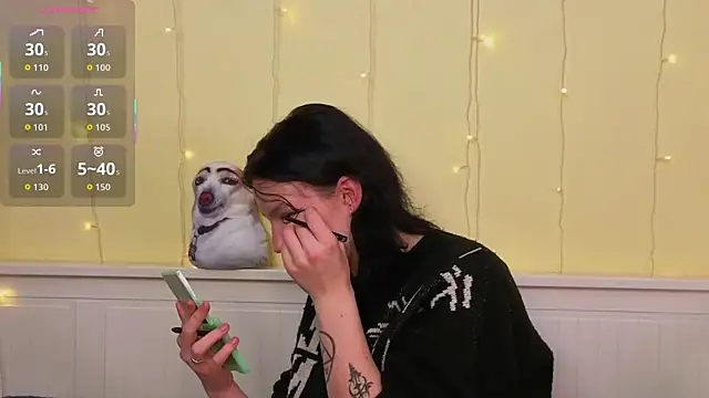 LatinaHuguenin online show from 01-13-26, 07:13