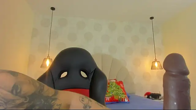 Snapshot of CAMI_BUKELE3 chatting on 12-13-25, 08:04 CAMI BUKELE3 online show from 12-13-25, 08:04