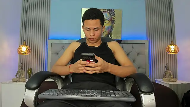 Liams18 online show from 05-26-26, 03:46