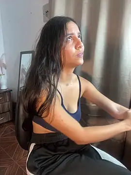 alisaa jhons1 online show from 04-11-26, 12:15