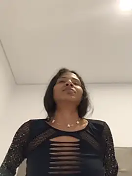 Stephanie1319 online show from 06-18-26, 03:51