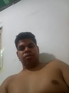 Carlitos24 A online show from 11-08-25, 04:34