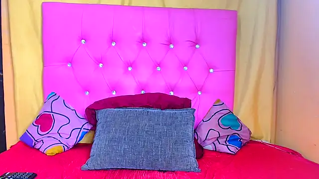 Prettybrowngirl online show from 11-13-25, 05:56